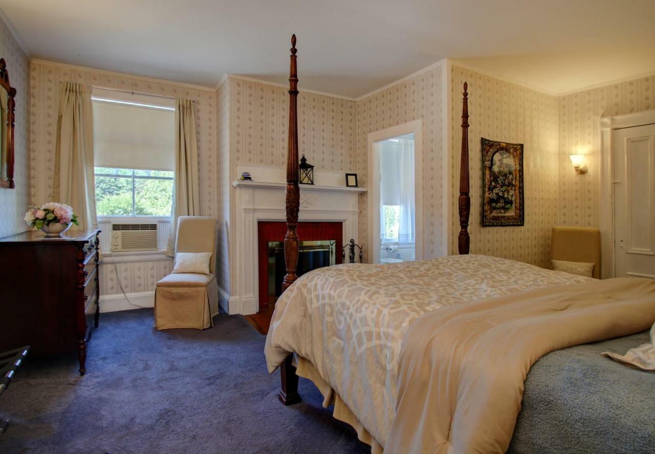 Old Corner Inn Manchester-by-The-Sea Ngoại thất bức ảnh